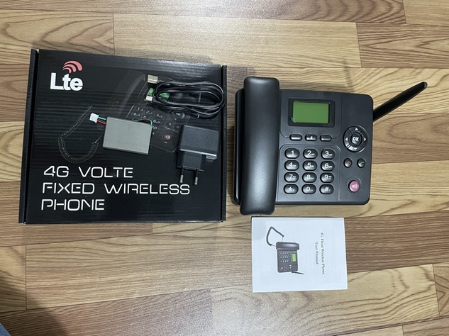Bóc hộp bộ điện thoại bàn lắp sim